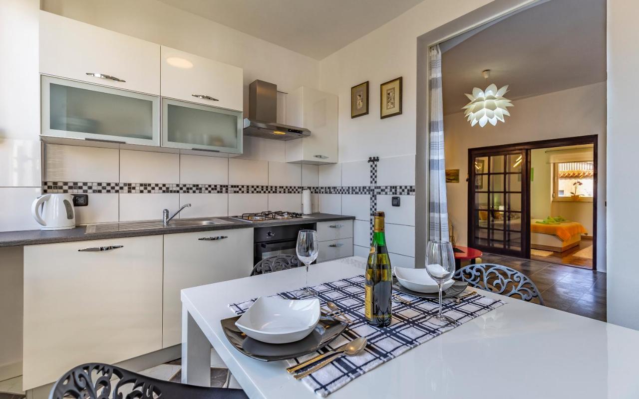 Apartman 39 Póla Kültér fotó